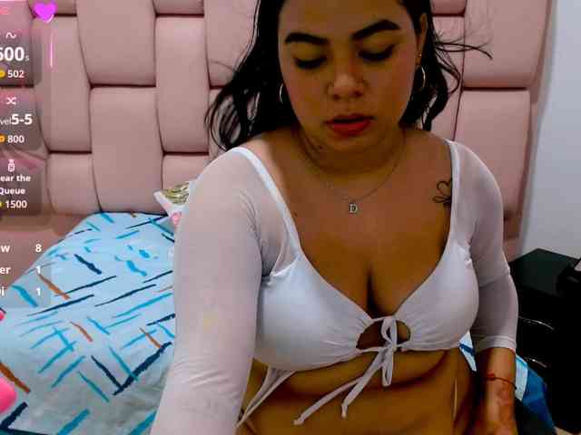 Emely18