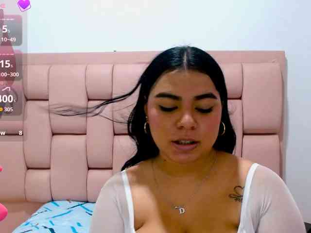 Emely18