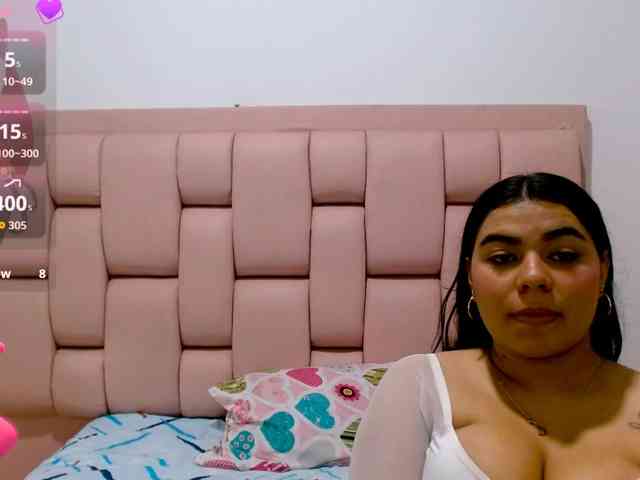 Emely18