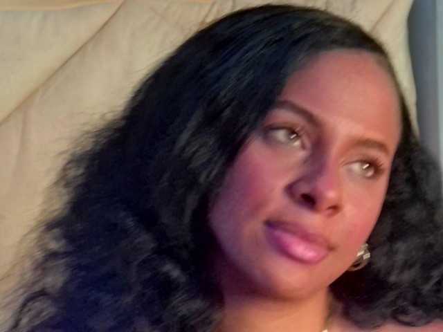 Madeleinxxx live cam on BongaCams