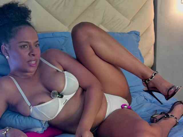 Madeleinxxx webcam