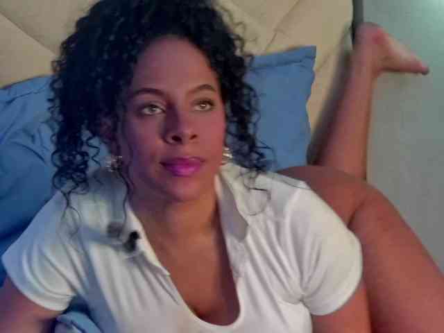 Madeleinxxx webcam