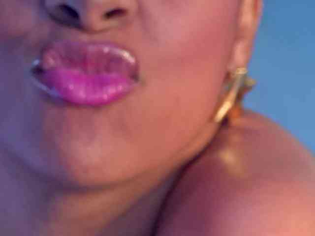 Madeleinxxx webcam