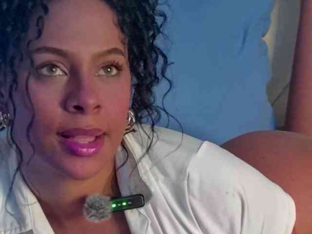 Madeleinxxx webcam