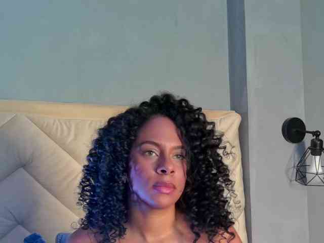 Madeleinxxx webcam
