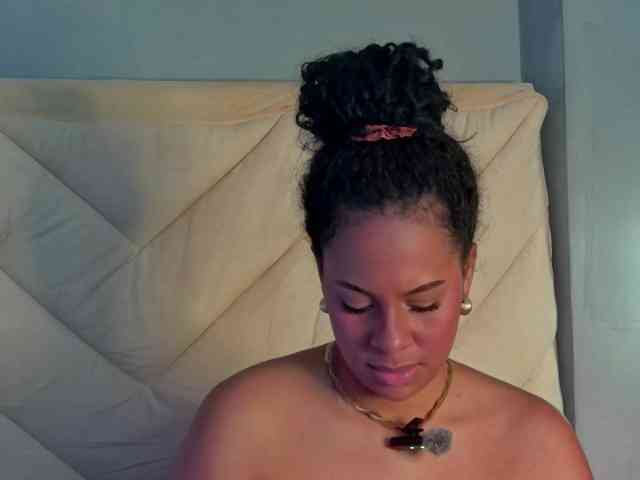Madeleinxxx webcam