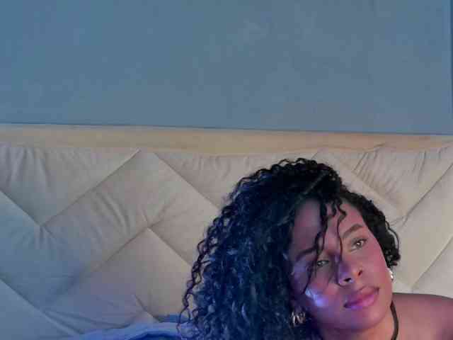 Madeleinxxx webcam