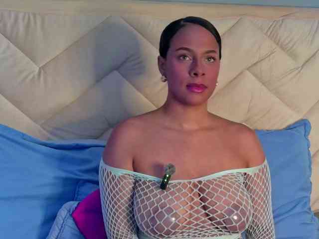 Madeleinxxx webcam