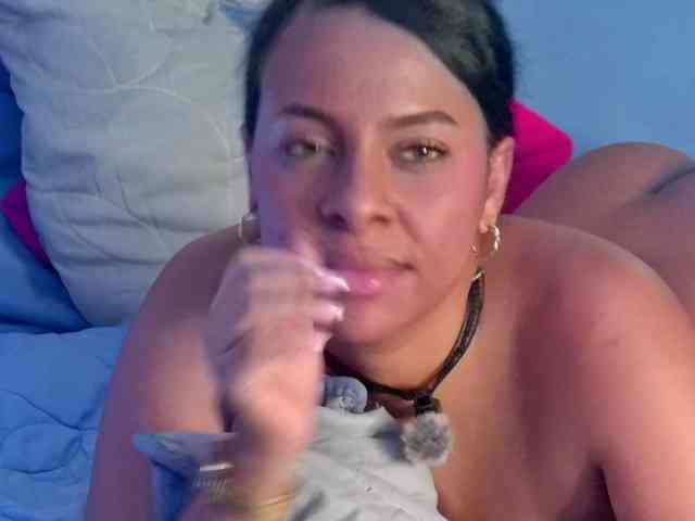 Madeleinxxx webcam