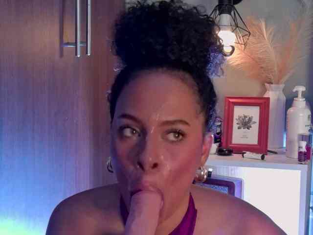 Madeleinxxx webcam