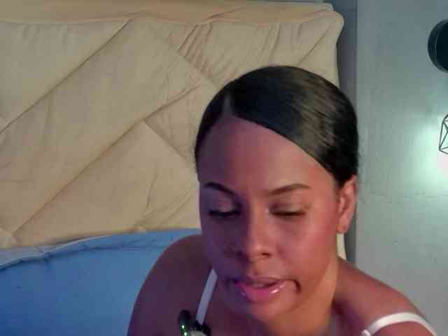Madeleinxxx webcam