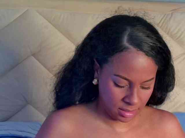 Madeleinxxx webcam