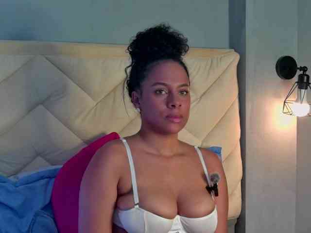 Madeleinxxx webcam