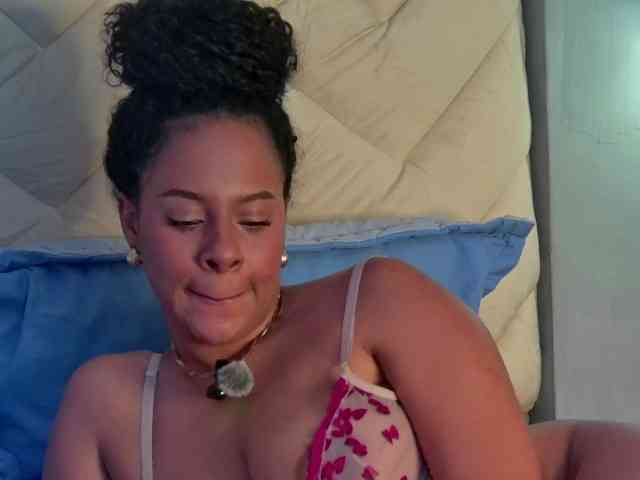 Madeleinxxx webcam