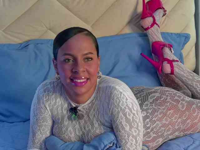 Madeleinxxx webcam