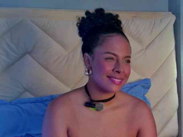 Madeleinxxx webcam