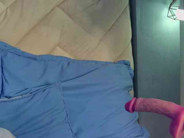 Madeleinxxx webcam
