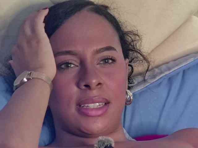 Madeleinxxx webcam