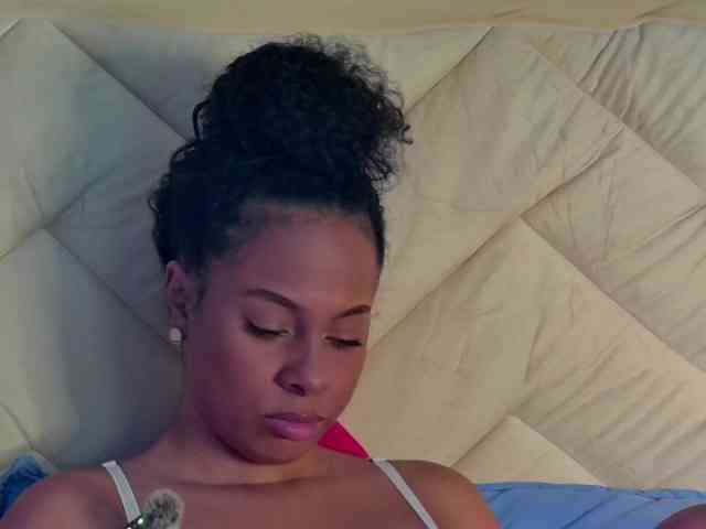 Madeleinxxx webcam