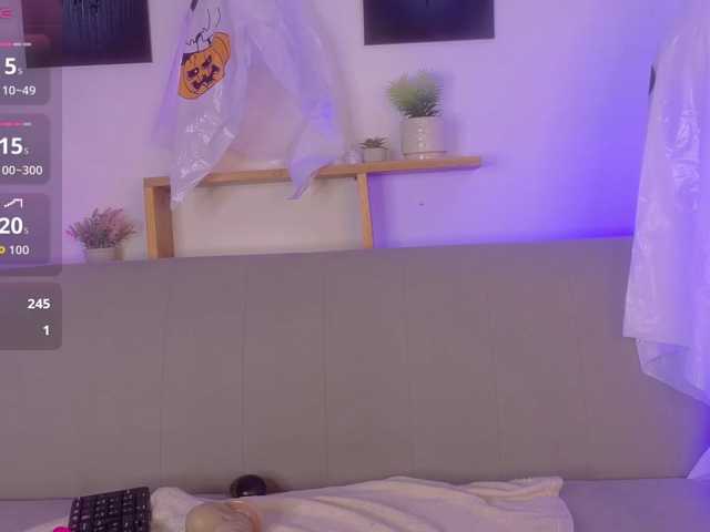 sophia-brunette live cam on BongaCams