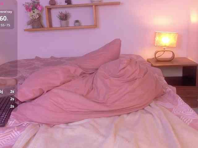 sophia-brunette webcam