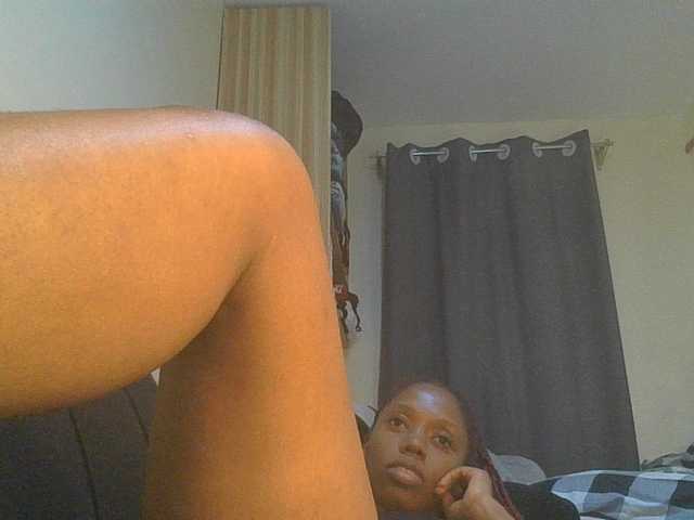 Juicygirl98 live cam on BongaCams