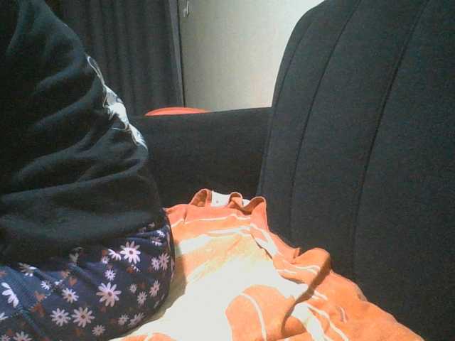 Juicygirl98 live cam on BongaCams