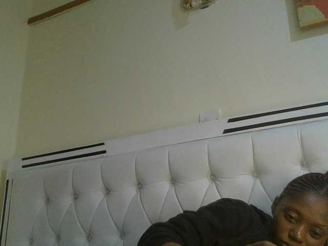 Juicygirl98 live cam on BongaCams