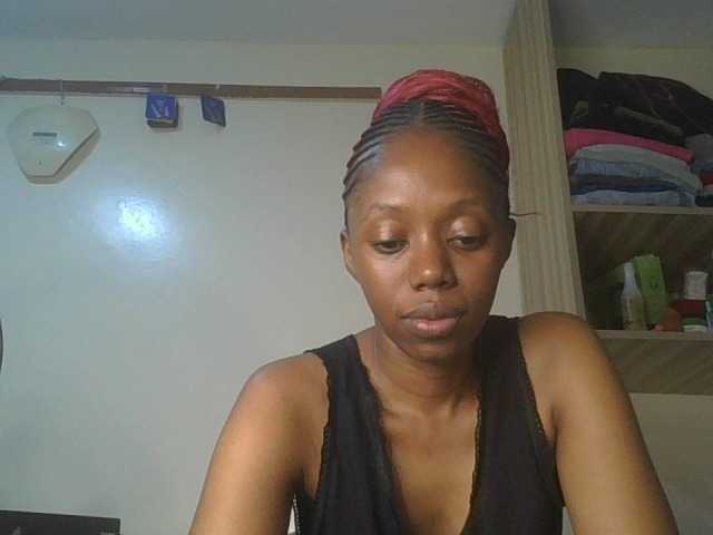 Juicygirl98 live cam on BongaCams