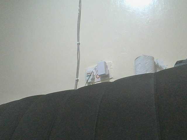 Juicygirl98 live cam on BongaCams