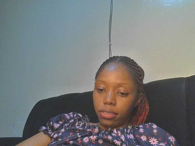 Juicygirl98 live cam on BongaCams