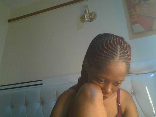 Juicygirl98 live cam on BongaCams