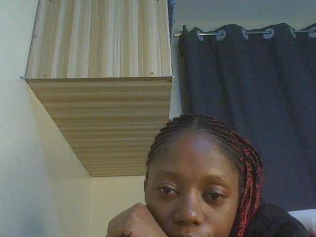 Juicygirl98 webcam