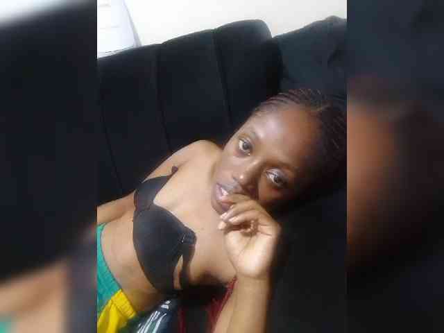 Juicygirl98 webcam