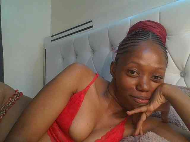 Juicygirl98 webcam