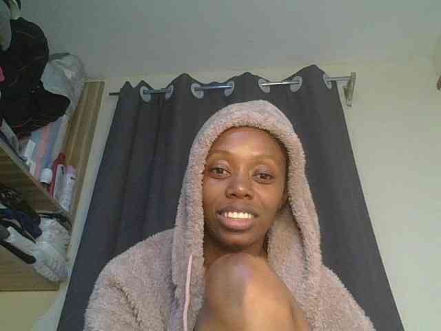 Juicygirl98 webcam