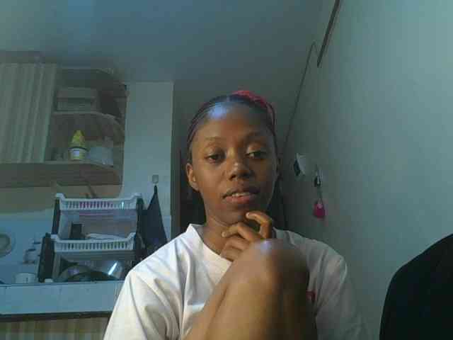 Juicygirl98 webcam
