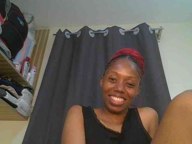 Juicygirl98 webcam