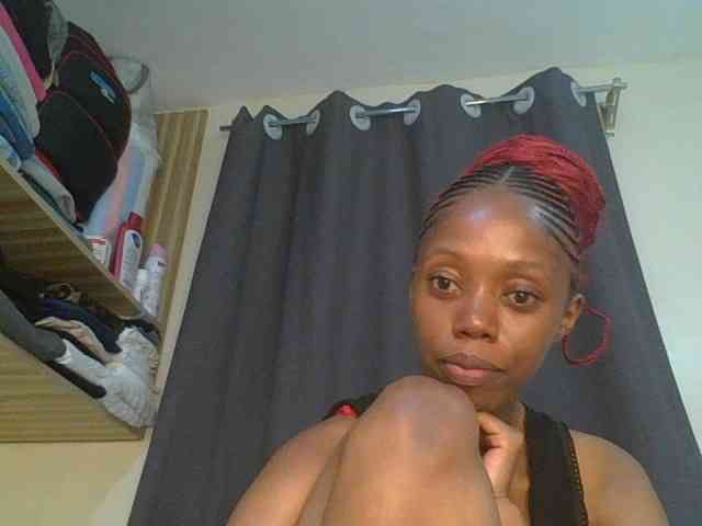 Juicygirl98 webcam