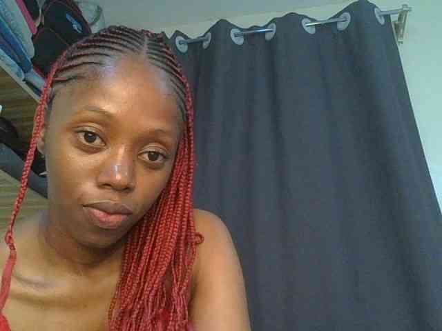 Juicygirl98 webcam