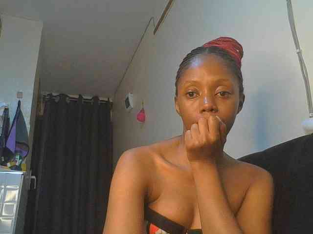 Juicygirl98 webcam