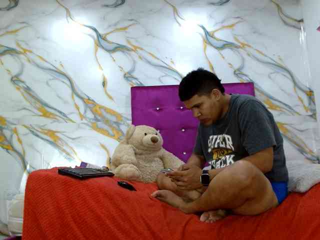 STEVENMEGGAN Sex Cam Show