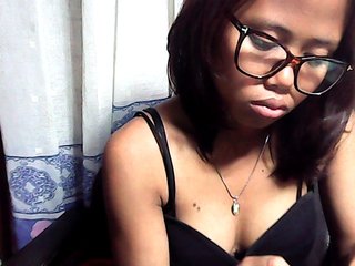 Natalie-Luxa's Live Webcam