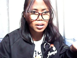 Natalie-Luxa's Live Webcam
