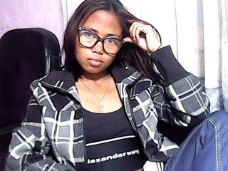 Natalie-Luxa's Live Webcam