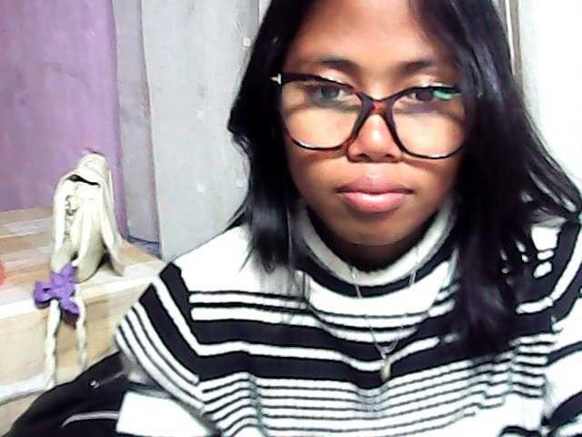 Natalie-Luxa live cam on BongaCams