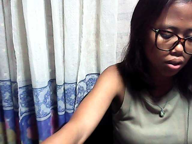 Natalie-Luxa live cam on BongaCams