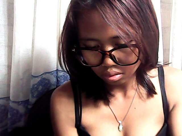 Natalie-Luxa live cam on BongaCams