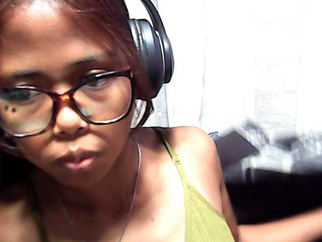 Natalie-Luxa live cam on BongaCams