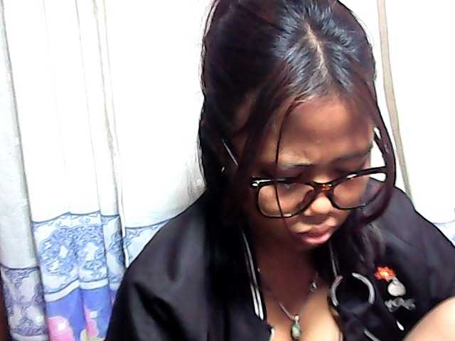 Natalie-Luxa live cam on BongaCams
